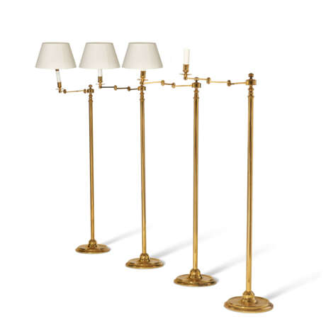 A GROUP OF FOUR BRASS ADJUSTABLE FLOOR LAMPS - фото 1