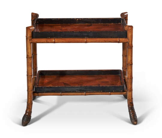 A RECTANGULAR JAPANNED AND PARQUERTY BAMBOO TIERED TRAY-TABLE - photo 2