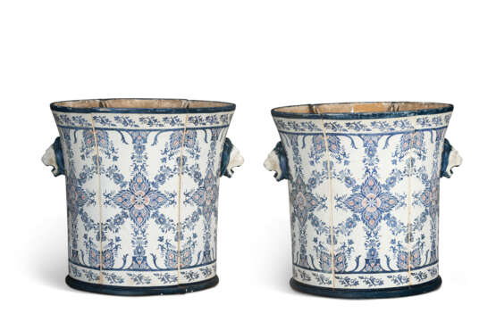 A LARGE PAIR OF FRENCH ENAMEL JARDINIERES - photo 1