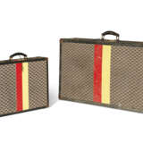 A SET OF TWO: A PERSONALIZED WOVEN FABRIC SUITCASE & A PERSONALIZED WOVEN FABRIC BRIEFCASE - Foto 1