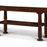 A GEORGE IV MAHOGANY SERVING TABLE AND COLLECTED BAR SERVICE - фото 3