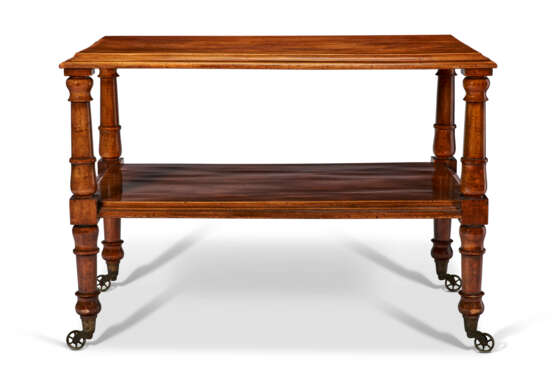 A VICTORIAN MAHOGANY ETAGERE - photo 4