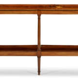 A FRENCH MAHOGANY ETAGERE - фото 3