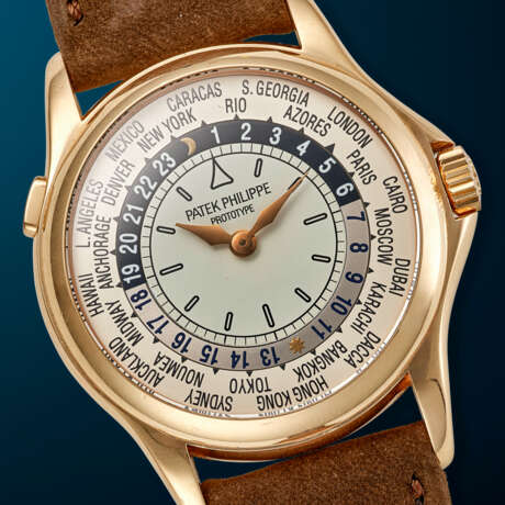 PATEK PHILIPPE, RARE PINK GOLD WORLD TIME WRISTWATCH, WITH PROTOTYPE DIAL, REF. 5110R - фото 4