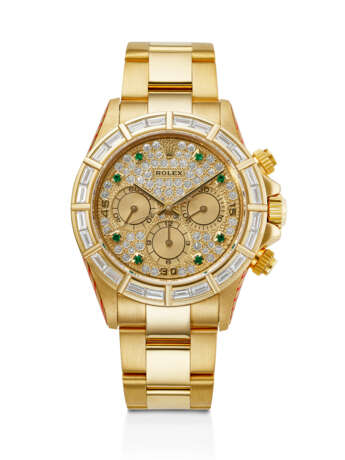 ROLEX, DAZZLING AND SPECTACULAR YELLOW GOLD, DIAMOND AND EMERALD-SET CHRONOGRAPH 'DAYTONA', REF. 16568BR - Foto 1