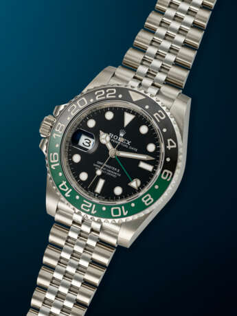 ROLEX, COVETED STAINLESS STEEL LEFT HANDED DUAL TIME 'GMT-MASTER II', REF. 126720VTNR - фото 2