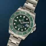 ROLEX, COVETED STAINLESS STEEL 'SUBMARINER', SO-CALLED 'HULK', REF. 116610LV - photo 2