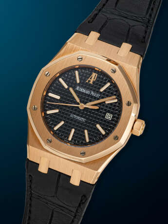 AUDEMARS PIGUET, PINK GOLD 'ROYAL OAK', REF. 15300OR - photo 2