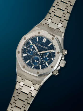 AUDEMARS PIGUET, STAINLESS STEEL CHRONOGRAPH 'ROYAL OAK', REF. 26715ST - Foto 2