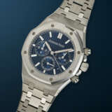 AUDEMARS PIGUET, STAINLESS STEEL CHRONOGRAPH 'ROYAL OAK', REF. 26715ST - Foto 2