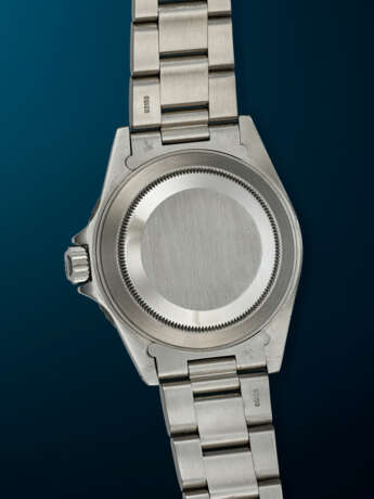 ROLEX, STAINLESS STEEL 'SUBMARINER', REF. 14060M - photo 3