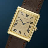 CARTIER, RARE YELLOW GOLD 'TANK' - фото 2