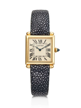 CARTIER, YELLOW GOLD QUARTZ 'TANK OBUS', REF. 1630 2 - фото 1