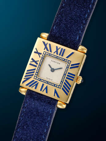 CARTIER, YELLOW GOLD AND ENAMEL QUARTZ 'OBUS' - photo 2