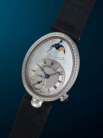 BREGUET, WHITE GOLD AND DIAMOND-SET 'REINE DE NAPLES', WITH MOON PHASES AND MOTHER-OF-PEARL DIAL, REF. 8908BB - фото 2