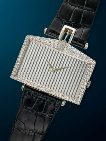 CORUM, WHITE GOLD AND DIAMOND-SET 'ROLLS ROYCE', REF. 55586 - фото 2