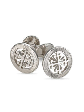 PATEK PHILIPPE, PAIR OF WHITE GOLD CUFFLINKS - фото 1