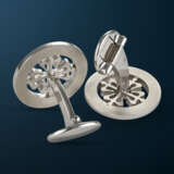 PATEK PHILIPPE, PAIR OF WHITE GOLD CUFFLINKS - фото 2