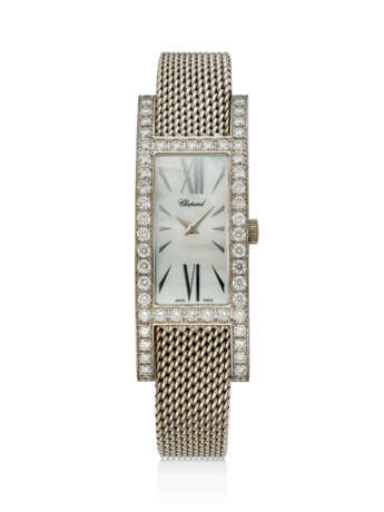 CHOPARD, WHITE GOLD AND DIAMOND-SET QUARTZ 'CLASSIC', WITH MOTHER-OF-PEARL DIAL, REF. 10/7221 - photo 1