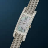 CHOPARD, WHITE GOLD AND DIAMOND-SET QUARTZ 'CLASSIC', WITH MOTHER-OF-PEARL DIAL, REF. 10/7221 - photo 2