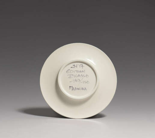 Pablo Picasso Ceramics.Motifs No. 17 - photo 2