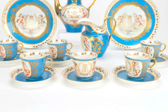 Sèvres style mocha service with Louis Philippe monogram - photo 2