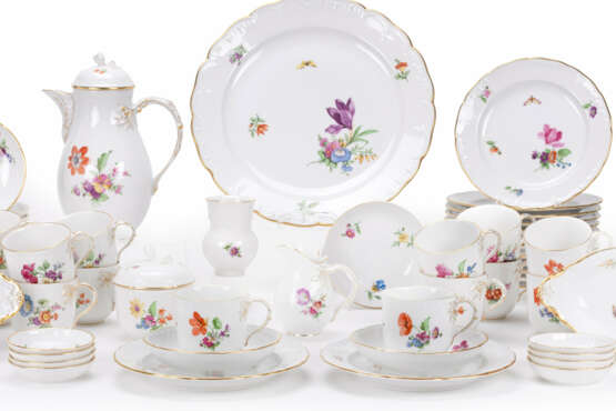 KPM coffee service with floral decoration - photo 2