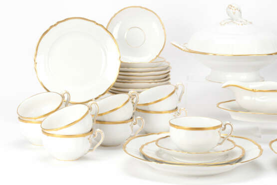 KPM tea & dinner service 'English smooth with gold rim' - фото 4