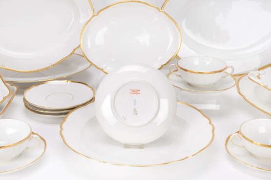 KPM tea & dinner service 'English smooth with gold rim' - photo 9