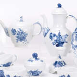 Royal Copenhagen coffee and tea service 'Blue Flower' - photo 3