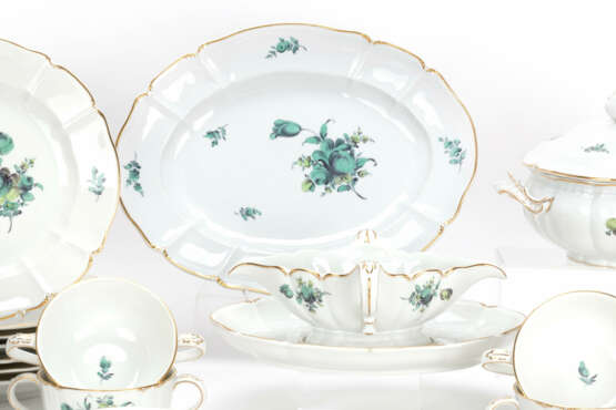 Nymphenburg dinner service 'Rococo green flower' - photo 3