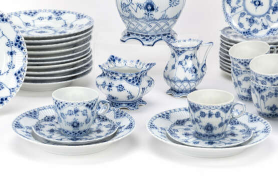 Royal Copenhagen coffee service 'Musselmalet' - photo 2