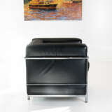 Cassina Grand Confort armchair 'LC2', design by Le Corbusier - photo 2