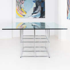 USM Haller dining table