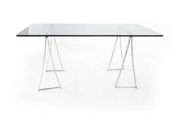 Ghyczy + Co dining table - фото 3