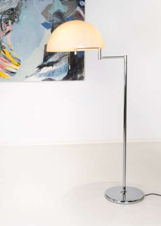 Swisslamps SLZ floor lamp 'Schwenkomat' - фото 1