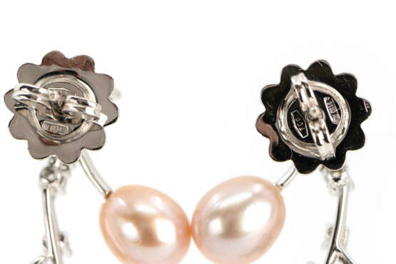 Diamond pearl earrings - photo 3