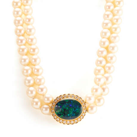 Opal and diamond pearl necklace - photo 1