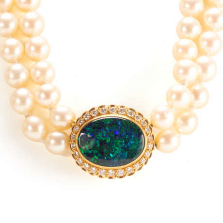 Opal and diamond pearl necklace - photo 2