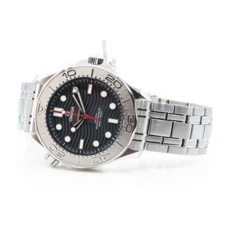 Omega Seamaster Diver 300M 'Nekton Edition' - photo 2