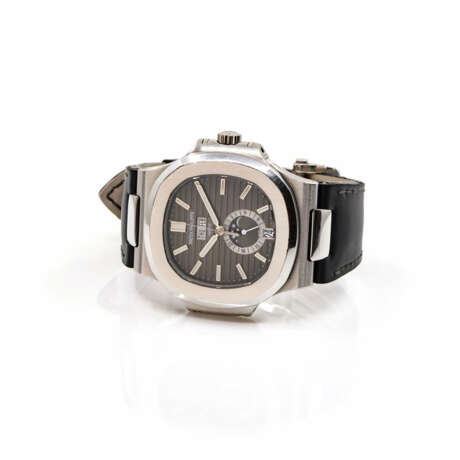 Patek Philippe Nautilus - photo 2