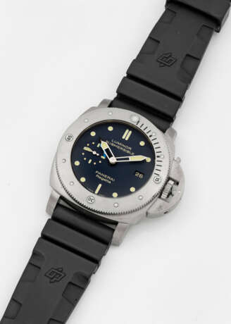 Limitierte Herrenarmbanduhr von Panerai-,"Regatta - photo 1