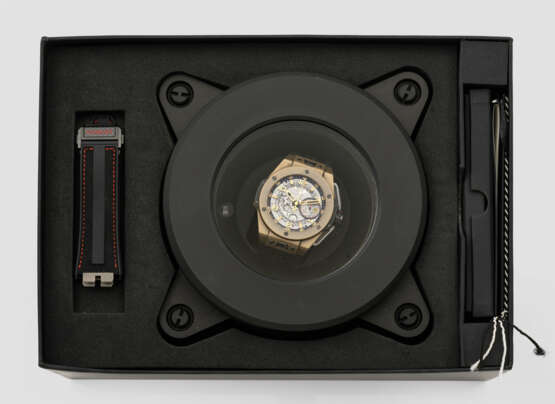 Limitierte Herrenarmbanduhr von Hublot-"Big Bang Ferrari - photo 3