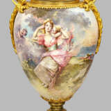 Große Napoleon III-Vase im Sèvres-Stil - photo 1