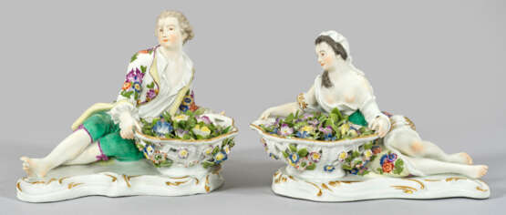 Paar Meissen Figuren mit Blumenkorb als Tafeldekoration - Foto 1