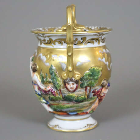 Doppelhenkel-Vase mit Capodimonte-Reliefdekor - Ne - Foto 8