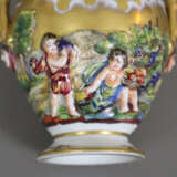 Doppelhenkel-Vase mit Capodimonte-Reliefdekor - Ne - Foto 10