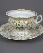 Каталог товаров. Tasse mit Untertasse - wohl Paris um 1800, Reliefp