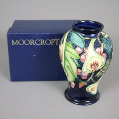 Vase - Moorcroft, England, Steinzeug, Balusterform - photo 8