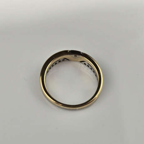 Schmaler 18K-Bandring mit Diamanten - Gelbgold 750 - photo 5